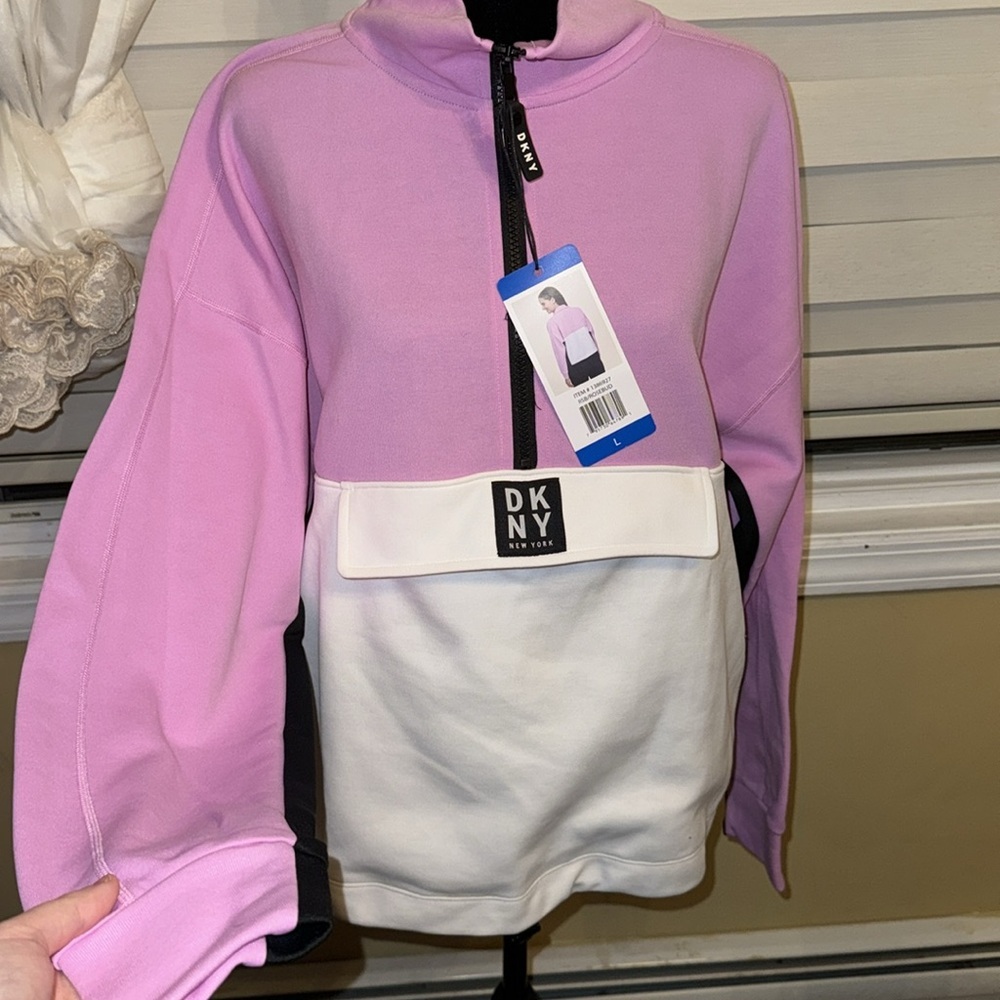 BRAND NEW DKNY CREW NECK SPORTS SWEATER SIZE LARGE WOMENS - Picture 7 of 9